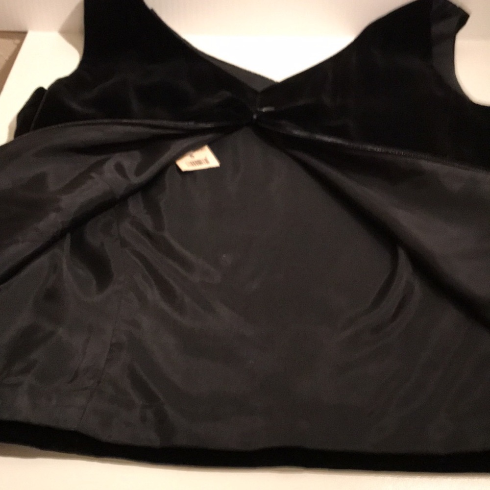 Vintage Anne Taylor black velvet sleeveless top size 6 NWT - Picture 10 of 12